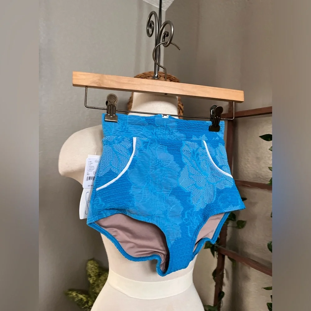 ▪️NWT Seea for Free People Georgia Bikini Bottom in Maldive